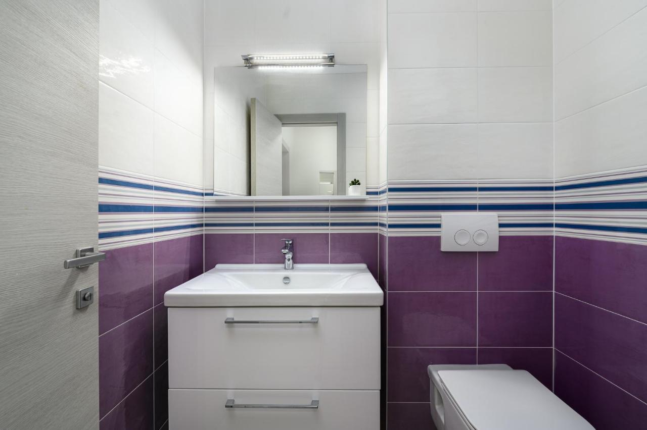 Stancija Amorozo 5 Porec Luaran gambar