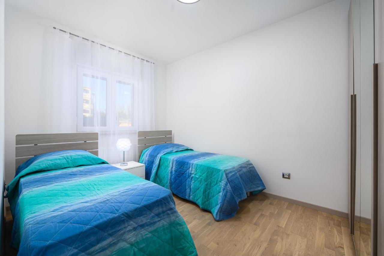 Stancija Amorozo 5 Porec Luaran gambar