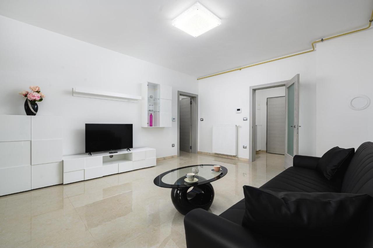 Stancija Amorozo 5 Porec Luaran gambar